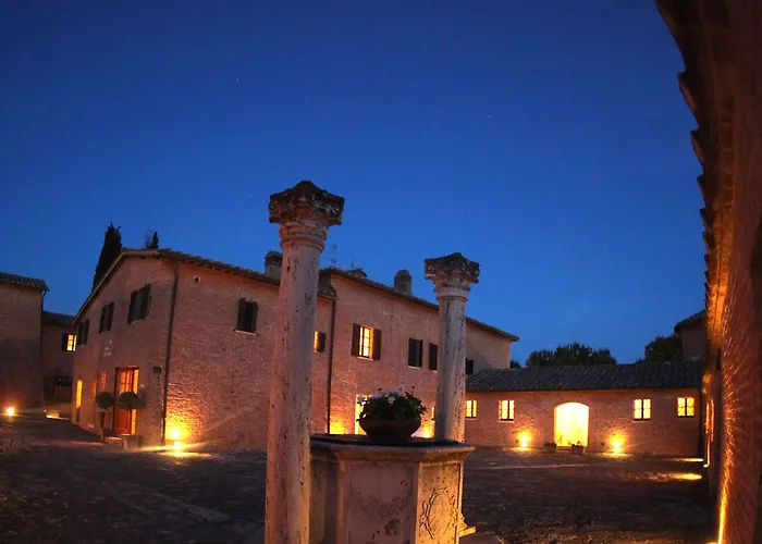 Castello Di Leonina Relais - Adults Only Szálloda Siena