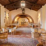 Castello Di Leonina Relais - Adults Only Отель Сиена