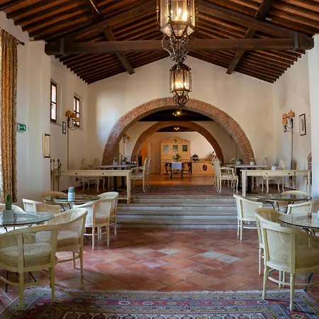 Hotell Castello Di Leonina Relais - Adults Only 4*