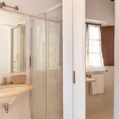 Castello Di Leonina Relais - Adults Only Hotel