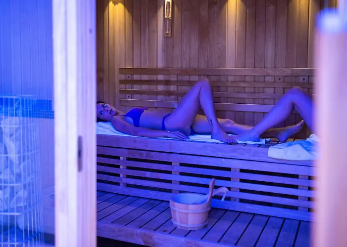 Castello Di Leonina Relais - Adults Only מלון סיינה