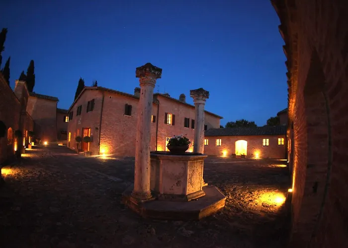 Castello Di Leonina Relais - Adults Only Siena