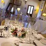 Castello Di Leonina Hotel 4*