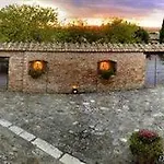 Castello Di Leonina Hotel