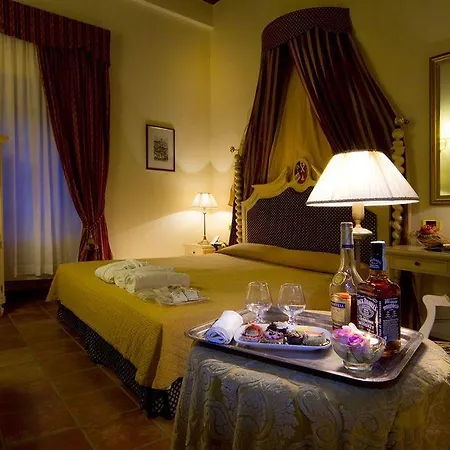 מלון Castello Di Leonina Relais - Adults Only סיינה