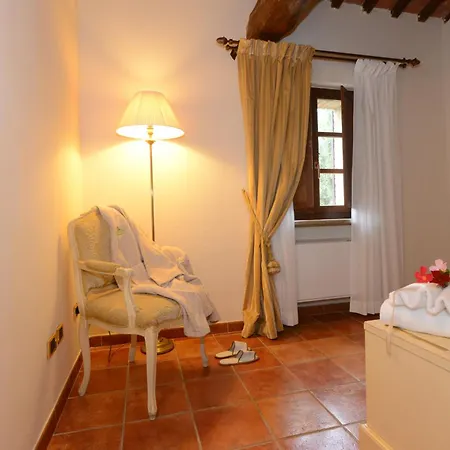 מלון Castello Di Leonina Relais - Adults Only