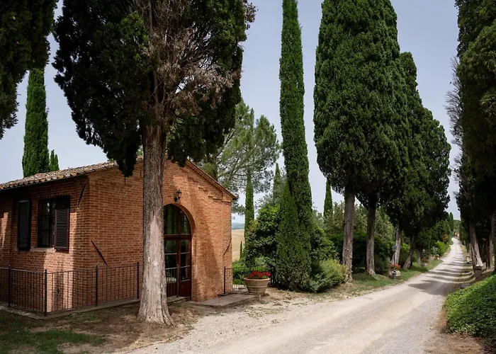 Castello Di Leonina 4* Siena