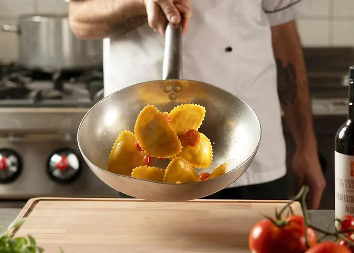 Hotel Castello Di Leonina 4*